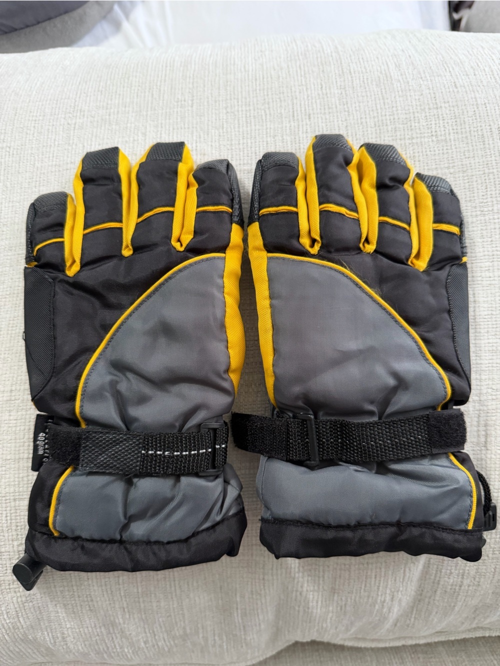 Insulated Winter Ski/Snow Gloves in Gray & Yellow